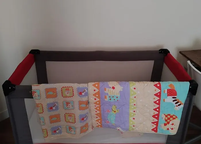 Cosy 70 M2 2 Confort 4 Personnes Ainay-le-Chateau